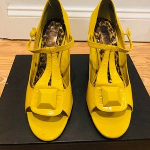 Two Lips "dhalia" t- strap heels